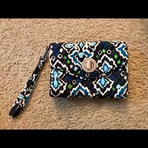 Vera Bradley wristlet/clutch